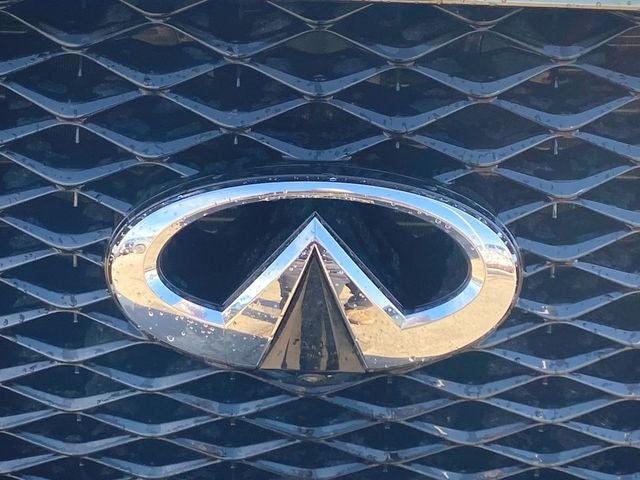 2022 INFINITI QX80 Premium Select