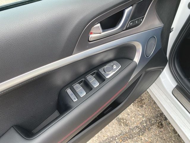 2024 Genesis G70 2.5T