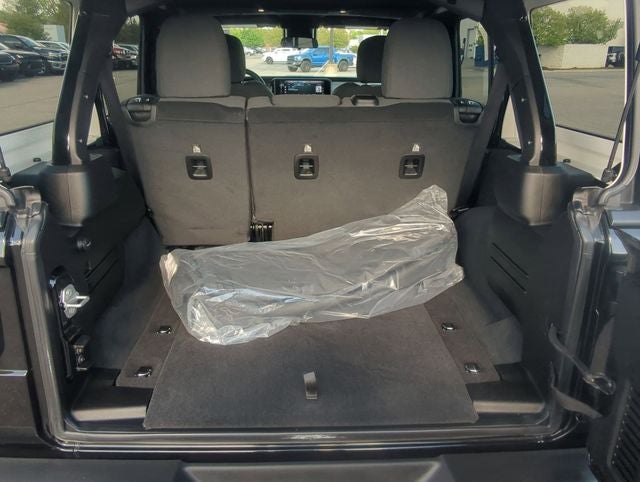 2025 Jeep Wrangler 4-Door Summit 4x4