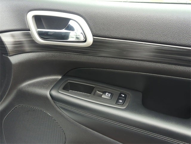 2021 Jeep Grand Cherokee Laredo X 4x4