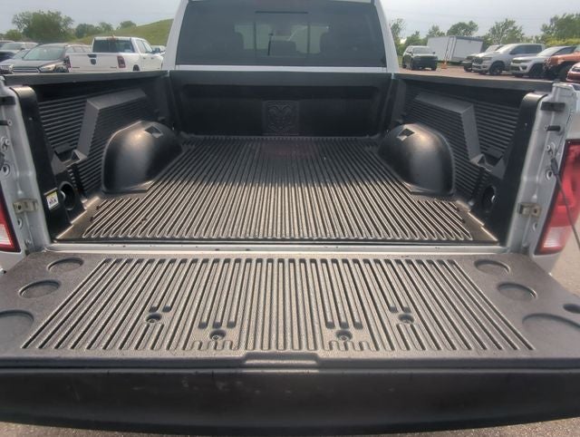 2017 RAM 1500 SLT Quad Cab 4x4 6'4' Box