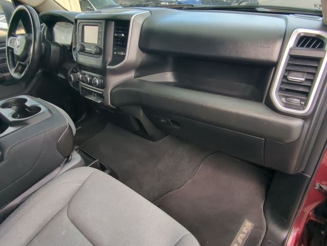 2020 RAM 1500 Big Horn Crew Cab 4x4 5'7' Box
