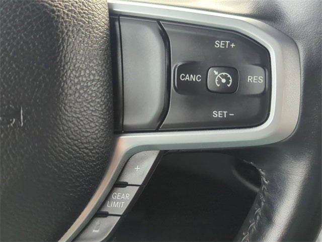 2023 RAM 1500 Big Horn Crew Cab 4x4 5'7' Box