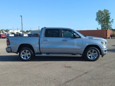 2020 RAM 1500 Big Horn Crew Cab 4x4 5'7' Box