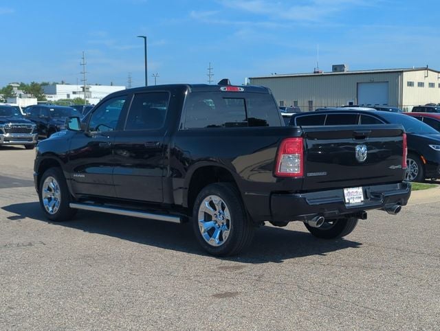 2024 RAM 1500 Big Horn Crew Cab 4x4 5'7' Box