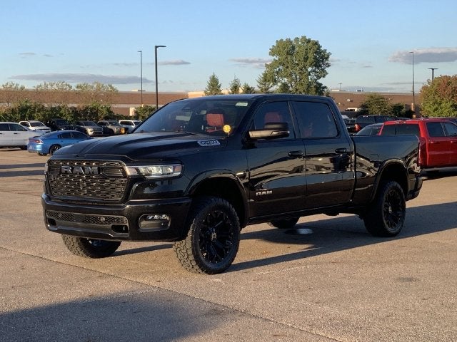 2025 RAM 1500 Big Horn Crew Cab 4x4 6'4' Box