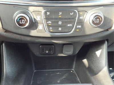 2023 Chevrolet Traverse AWD LS