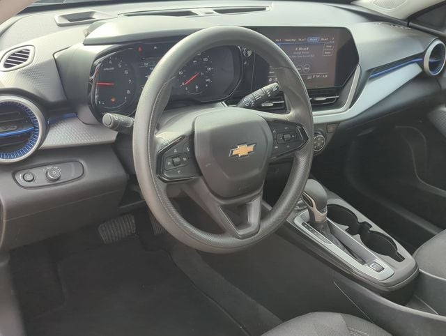 2025 Chevrolet Trax FWD LS