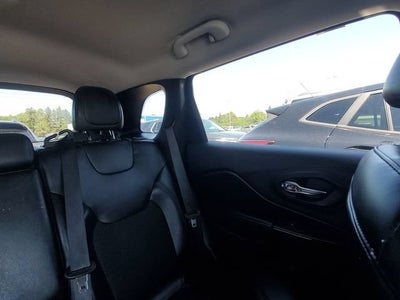 2020 Jeep Cherokee Altitude FWD