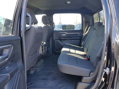 2020 RAM 1500 Big Horn Crew Cab 4x4 5'7" Box