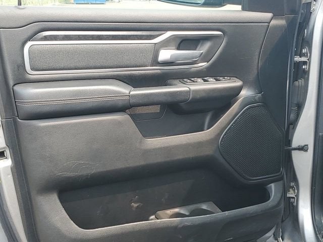 2020 RAM 1500 Big Horn Crew Cab 4x4 5'7" Box