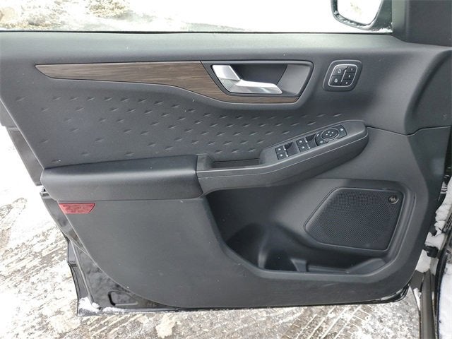 2020 Ford Escape Titanium Hybrid