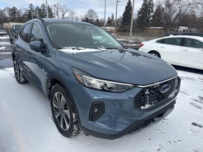2025 Ford Escape Platinum