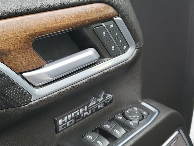 2022 Chevrolet Silverado 1500 High Country