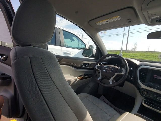2020 GMC Acadia SLE