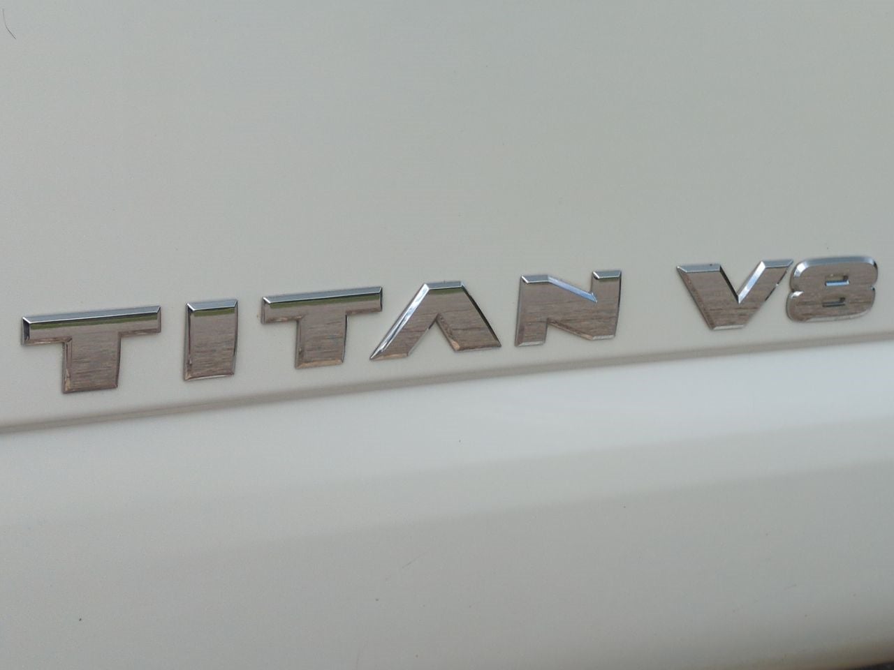 2018 Nissan TITAN PRO-4X in Columbus, MI - Mark Wahlberg Automotive Group