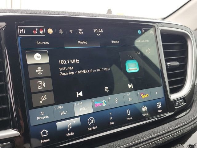 2024 Chrysler Pacifica Hybrid Select