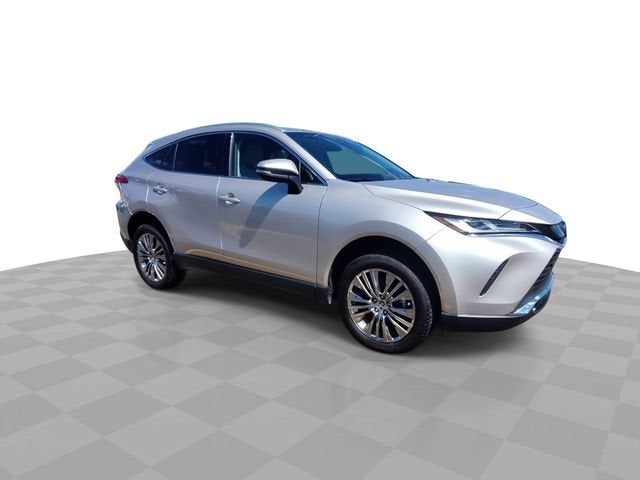 2024 Toyota Venza XLE