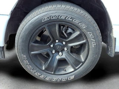2021 RAM 1500 Big Horn Crew Cab 4x4 5'7" Box