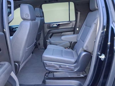 2025 Chevrolet Suburban Z71