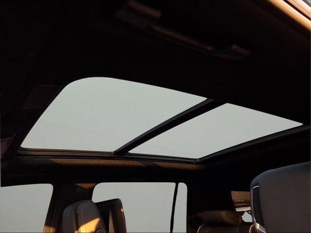 2024 Cadillac Escalade ESV Premium Luxury