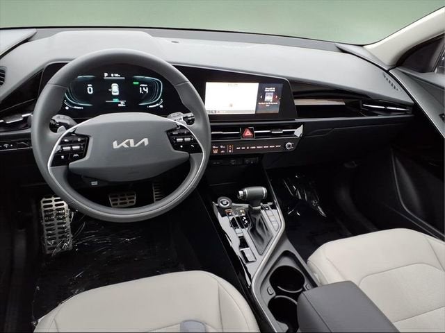 2024 Kia Niro EX Touring