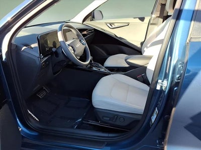 2024 Kia Niro EX Touring