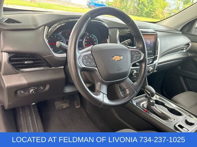 2021 Chevrolet Traverse LT Cloth