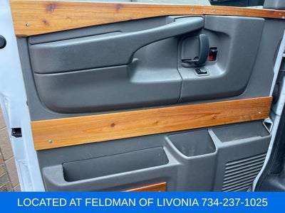 2015 GMC Savana Cargo 2500 2500 Regular Wheelbase Rear-Wheel Drive