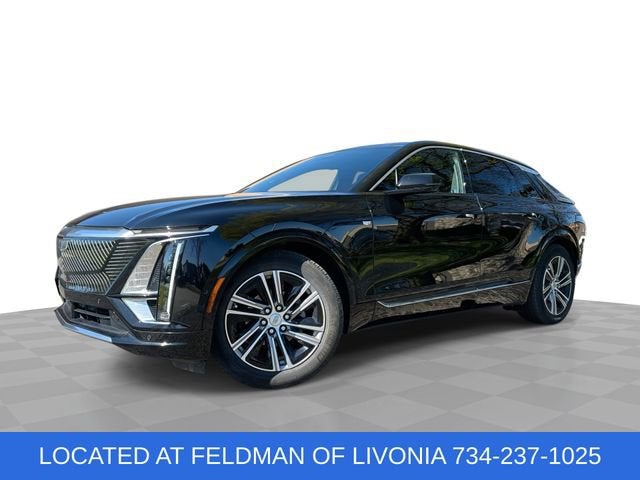 2024 Cadillac LYRIQ Luxury 2