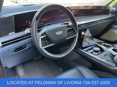 2025 Cadillac ESCALADE IQ Luxury 2