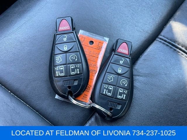 2015 Chrysler Town & Country Limited Platinum