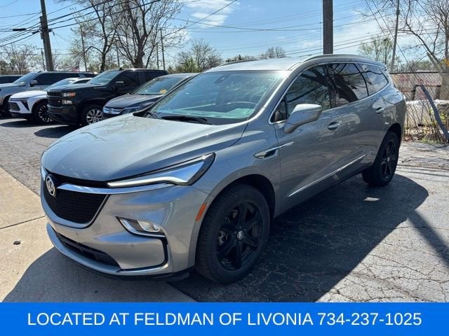 2024 Buick Enclave Essence