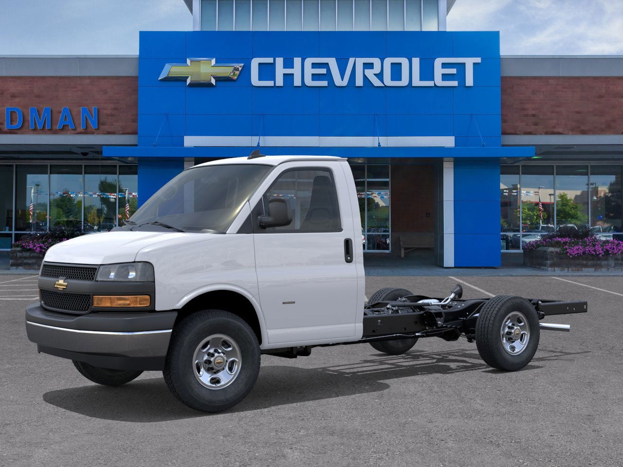 2025 Chevrolet Express Cutaway 3500 1WT