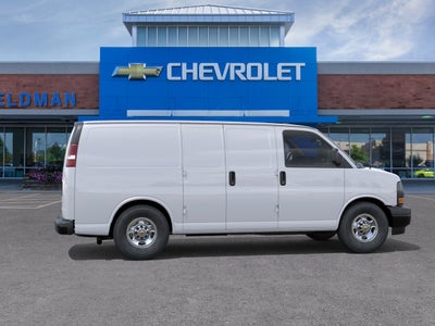 2025 Chevrolet Express Cargo WT