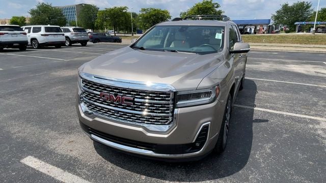 2022 GMC Acadia Denali