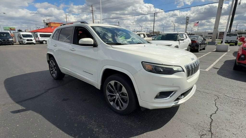 2019 Jeep Cherokee Overland