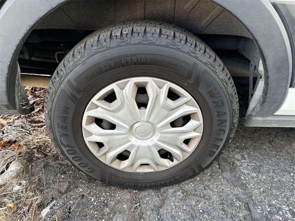 2023 Ford Transit Passenger Wagon XL