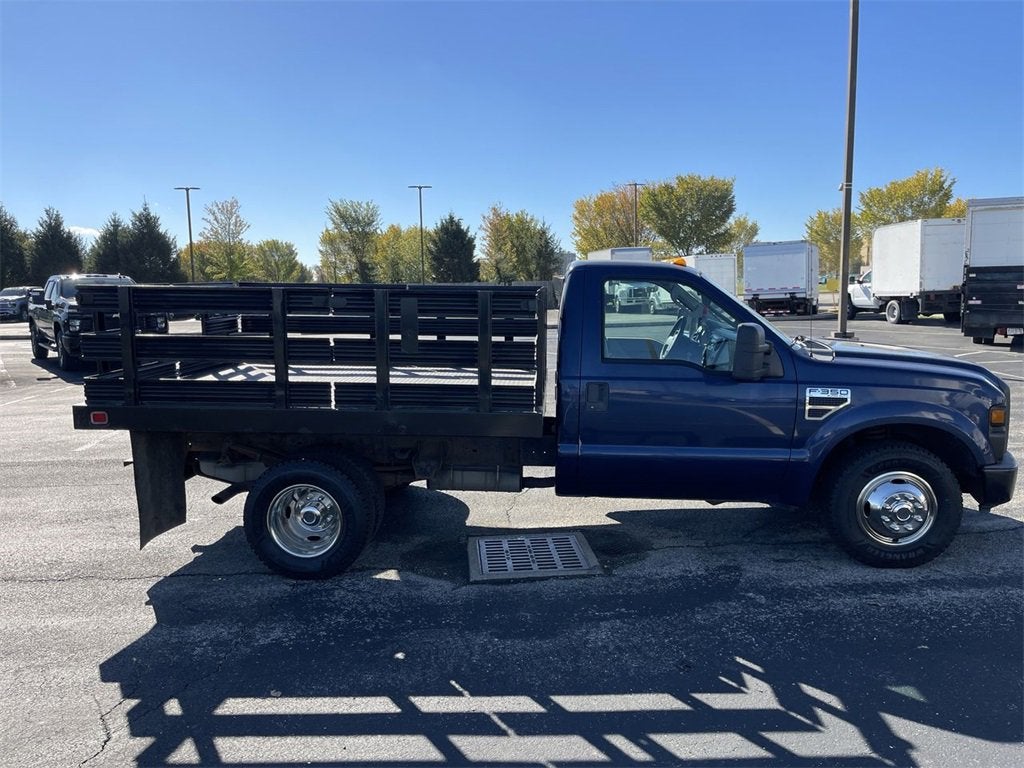 2008 Ford Super Duty F-350 DRW XL