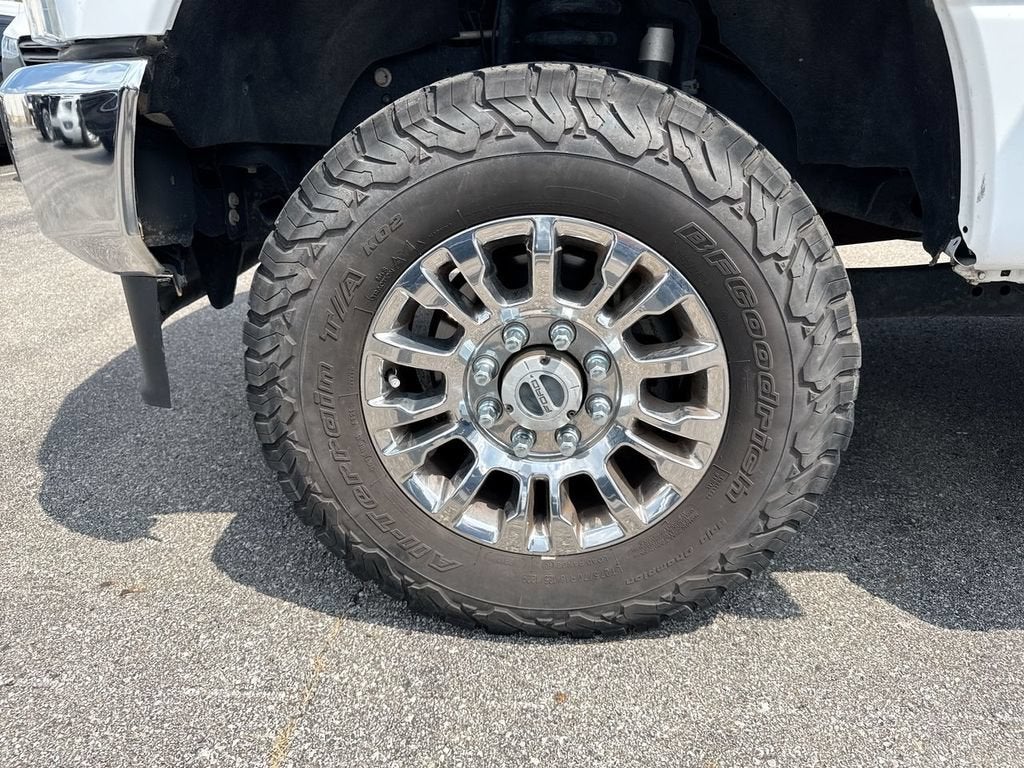 2022 Ford Super Duty F-350 SRW Lariat