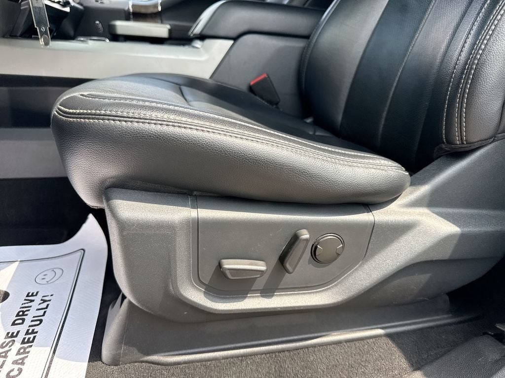 2022 Ford Super Duty F-350 SRW Lariat