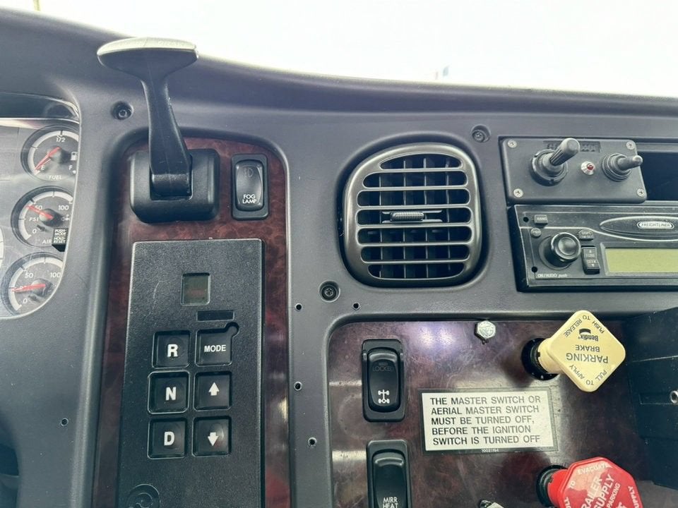 2007 FRT M2106S NA