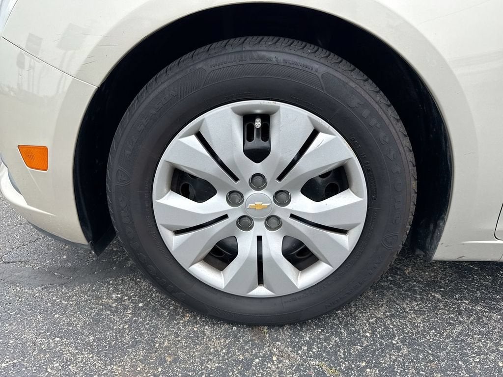 2013 Chevrolet Cruze LS