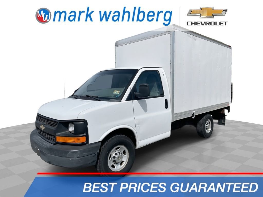 2014 Chevrolet Express Cutaway 3500 Work Van