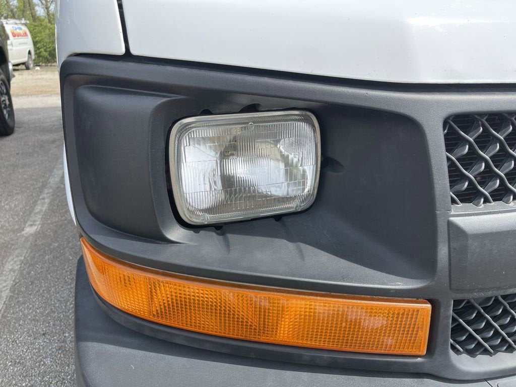 2014 Chevrolet Express Cutaway 3500 Work Van