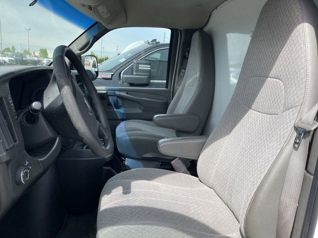 2014 Chevrolet Express Cutaway 3500 Work Van