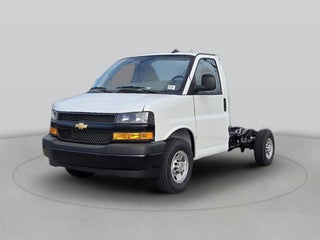 2021 Chevrolet Express Cutaway 3500 3500 Van 139