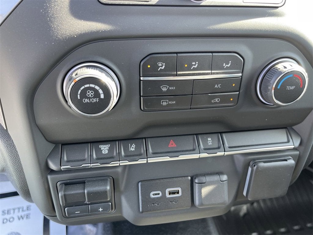 2025 Chevrolet Silverado 3500 HD Chassis Cab Work Truck