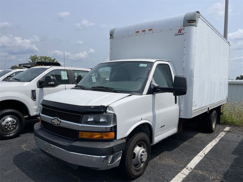 2014 Chevrolet Express Cutaway 4500 4500 Van 159