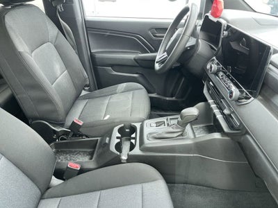 2024 Chevrolet Colorado WT